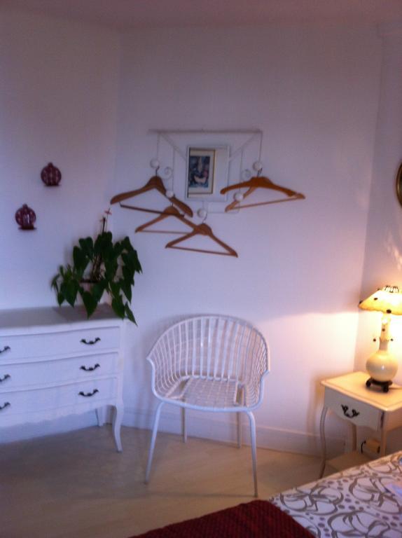 Bed and Breakfast La Maison de la Plage - La Cerisaie à Honfleur Chambre photo